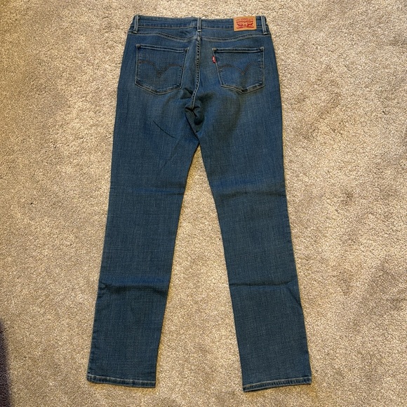 Levi Mid Rise Skinny Jeans - Picture 4 of 4